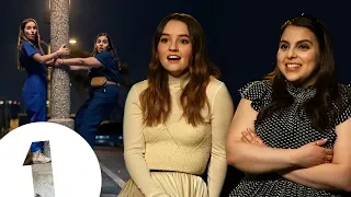 "Well... I got it!" Booksmart's Kaitlyn Dever & Beanie Feldstein on silent dancing and Lisa Kudrow