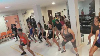 Lambasaia - Desce no Calcanhar (COREOGRAFIA) Prof. Klysmann