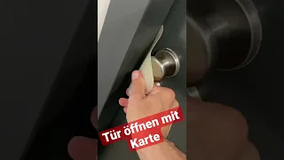 Ausgesperrt?Haustür mit Karte öffnen/Tür mitKarte öffnen/Wohnungstür mit Karte öffnen/Türschlossöffn