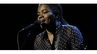 Tracy Chapman - Stand by Me (Live on Letterman 2015)