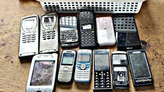 REVIEW LOOKING BACK To 2000S OLDEST PHONES| which one is the best memories?