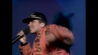 Technotronic & Ya Kid K "Pump Up The Jam" live! It's Showtime at the Apollo! 1990