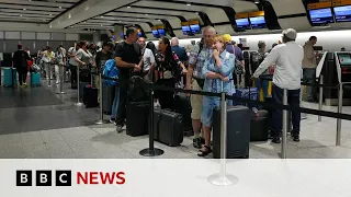 How baggage fees and add-ons have changed air travel | BBC News