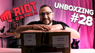 КАКВО ИМА В ТАЗИ КУТИЯ? | UNBOXZING ЕПИЗОД - 28