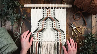 DIY Geometric pattern woven wall hanging (vertical weaving)