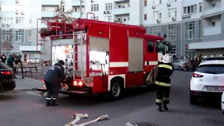 Вогнеборці ліквідували пожежу в столичній багатоповерхівці