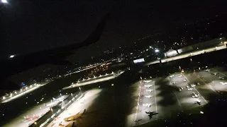 Easyjet A320neo: Night Takeoff From Hamburg With Airport Views