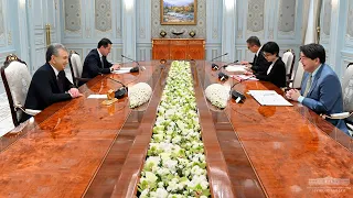 Шавкат Мирзиёев принял министра иностранных дел Японии Ёсимасу Хаяси