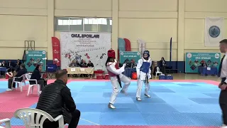 Gizem Hasan (Bursa) Gizem Nur Köroğlu (Denizli) 2023 MEB okullar grup müsabakaları 59 kg QF