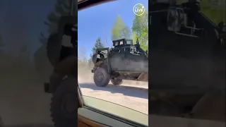 Два американські бронетранспортери Oshkosh M-ATV