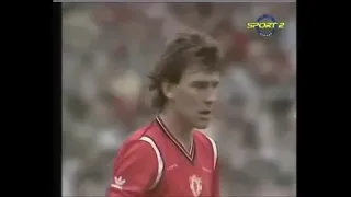 Bryan Robson vs Everton 1985 FA Cup Final (All Touches & Actions)