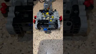 Working 8v VW Lego Boxer Engine with authentic crankshaft and camshaft