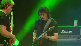 Djabe & Steve Hackett - Firth Of Fifth (guitar solo) Live In Győr