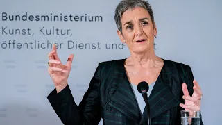 Kritikwelle, kein Rückhalt: Lunacek tritt zurück! | krone.at Pressekonferenz | Corona-Krise