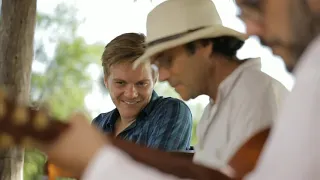 O Mineiro e o Italiano - Almir Sater e Jads & Jadson no bem sertanejo com Michel Teló