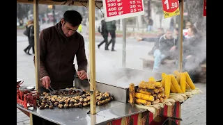 Жареные каштаны – любимый в Турции уличный фастфуд