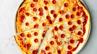 Tortilla Pizza - Low Carb!