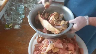 Тушонка з бройлера 🐔 , смак дитинства😋( дуже смачна) в автоклаві