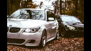 TWO BMW E61 535D - BLACK AND WHITE - CARPORN