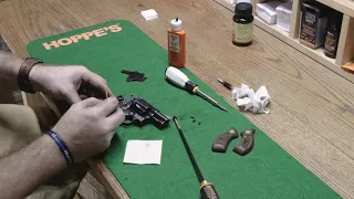 How To Clean: Smith & Wesson Model 36