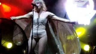 Peaches - I Feel Cream. live Synch Festival 2010 Athens