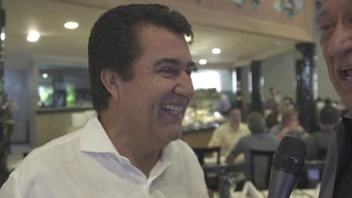 PGM APLAUSO 917 - Cantor ÂNGELO MÁXIMO, com amigos na churrascaria NATIVAS GRILL