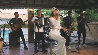 KAREN LIZARAZO - REGALAME UNA NOCHE