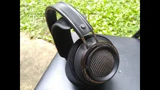 Philips Fidelio X2HR headphones