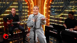 HELL'S KITCHEN's Shoshana Bean Sings an Exclusive Rendition of Alicia Keys' "Teenage Love Affair"