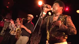 Charles Bradley - Why is it so hard -  live in Paris 07.2011