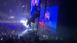 Miley Cyrus wrecking ball live at Super Bowl fest￼