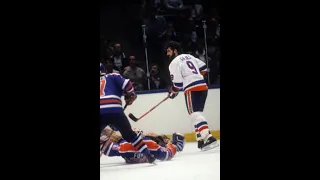 Game 2 1984 Stanley Cup Final Oilers at Islanders Full HD extended SportsChannel New York highlights