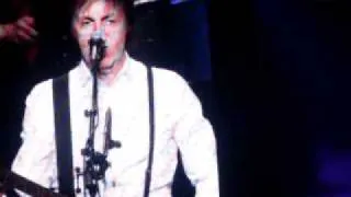 Paul McCartney à Montréal - Birthday - RIGHTS OF THE VIDEOS: SONY ATV PUBLISHING