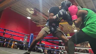 Gervonta Tank Davis Coach Calvin Ford Brings Pro Boxer to Gym to Spar His Amateur Fighters