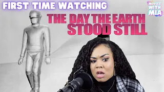 This robot does WHAT?!? *THE DAY THE EARTH STOOD STILL* (1951) ftw | classic sci-fi movie reaction