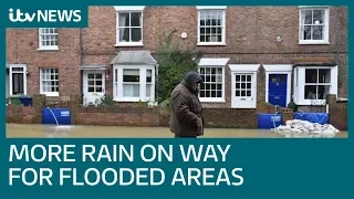 More than 100 flood warnings as rain continues across Britain | ITV News