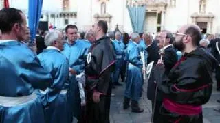 Processione dei Santi Pietro e Paolo a Galatina.wmv