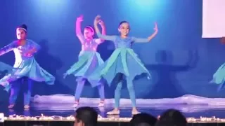 Danza "Oceano" Niñas Centro de Adoracion Familiar