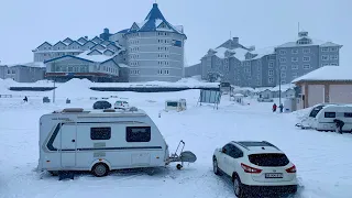 Uludağ da Karavan İle Kar Kampı