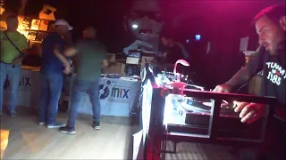 PRESENTACION NUEVO VINILO DJ JUSTO Y DJ TRABU EN EL ALMACEN DE DISCOS COMIX!!