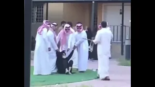 Suudi Arabistan'da yetimhanedeki çocukları kemerle ve sopayla darp ettiler #shorts
