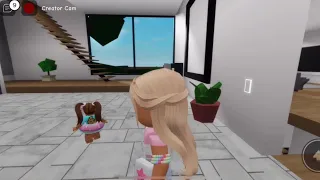 Me Roleplaying in Brookhaven RP Roblox With My Sister *SO CUTE*