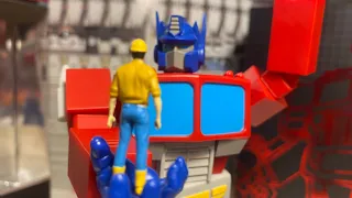 Transformers Super7 Ultimates Optimus Prime !!!