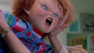 Chucky: El Muñeco Diabólico (1988) - Chucky Ataca a Karen [Español Latino]