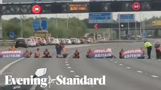 M25 blocked as climate protestors spark massive delays