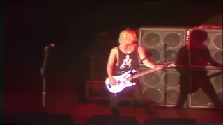 Guns N' Roses - Cayuga County Fairgrounds 1988 (better quality)