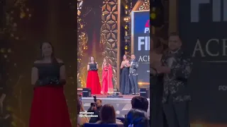 sajal Ali win best actress for Pakistan film Fare award show