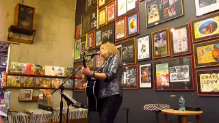 Lucinda Williams "Side of the Road" Live at Twist and Shout 10/31/14