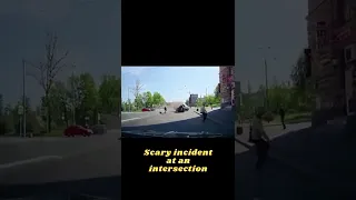 Scary incident at an intersection #shorts #viralvideo
