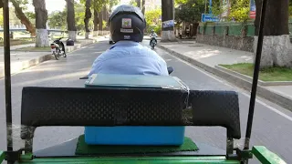 A tuk tuk ride thru the streets of Siem Reap